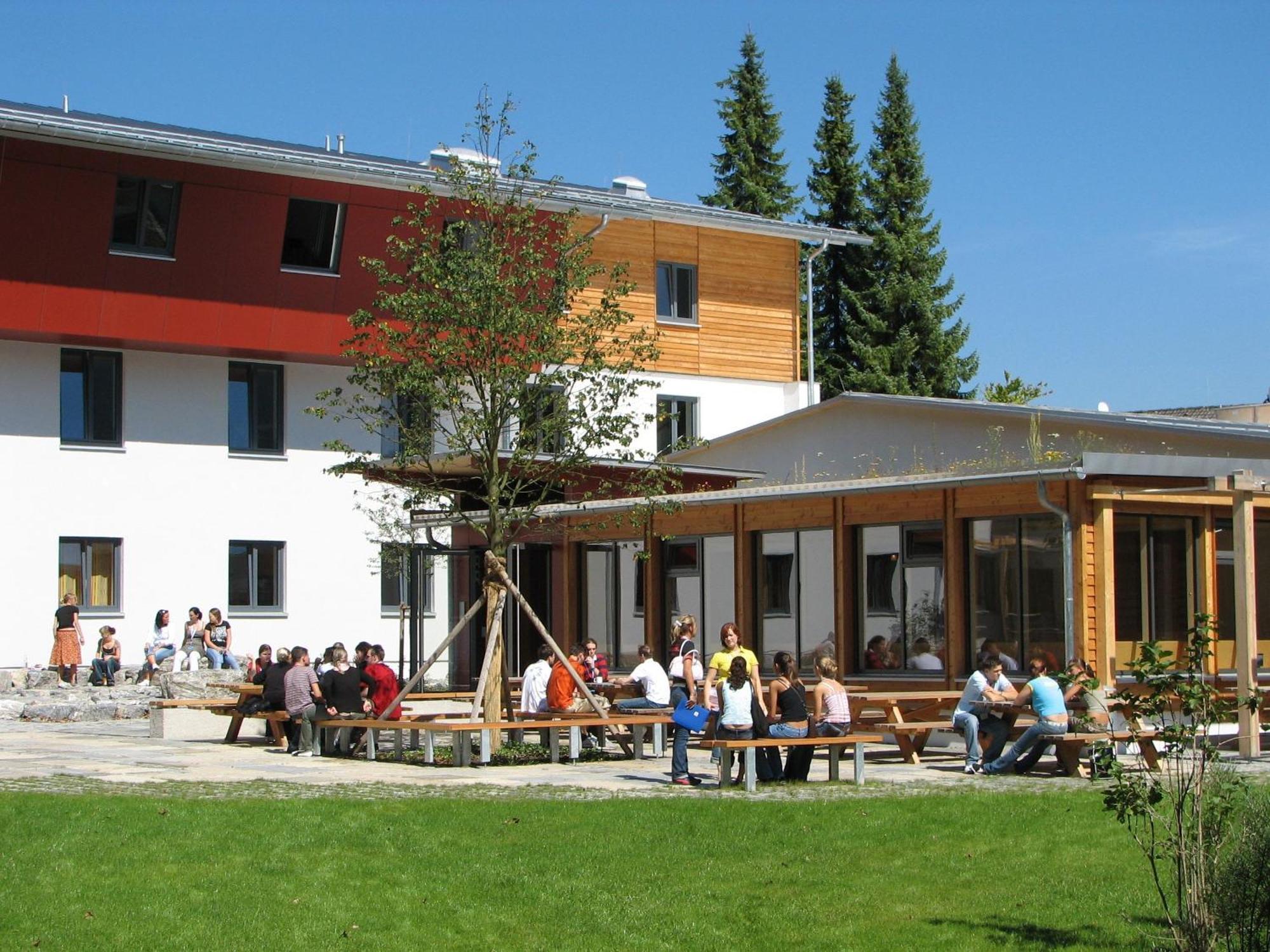 Jugendherberge Garmisch-Partenkirchen - Membership Required! מראה חיצוני תמונה