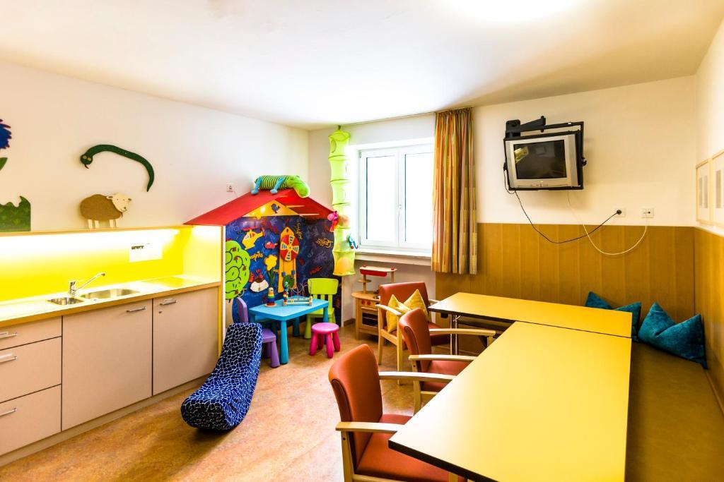 Jugendherberge Garmisch-Partenkirchen - Membership Required! מראה חיצוני תמונה