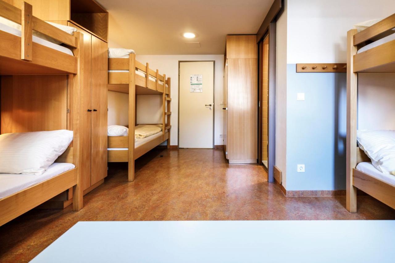 Jugendherberge Garmisch-Partenkirchen - Membership Required! מראה חיצוני תמונה