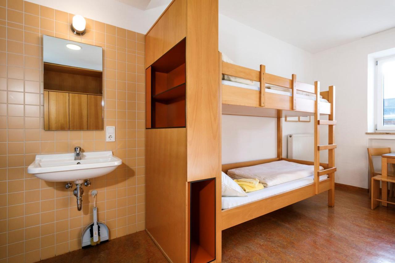 Jugendherberge Garmisch-Partenkirchen - Membership Required! מראה חיצוני תמונה
